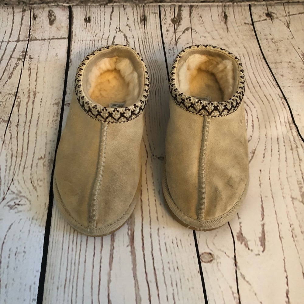 Ugg slippers